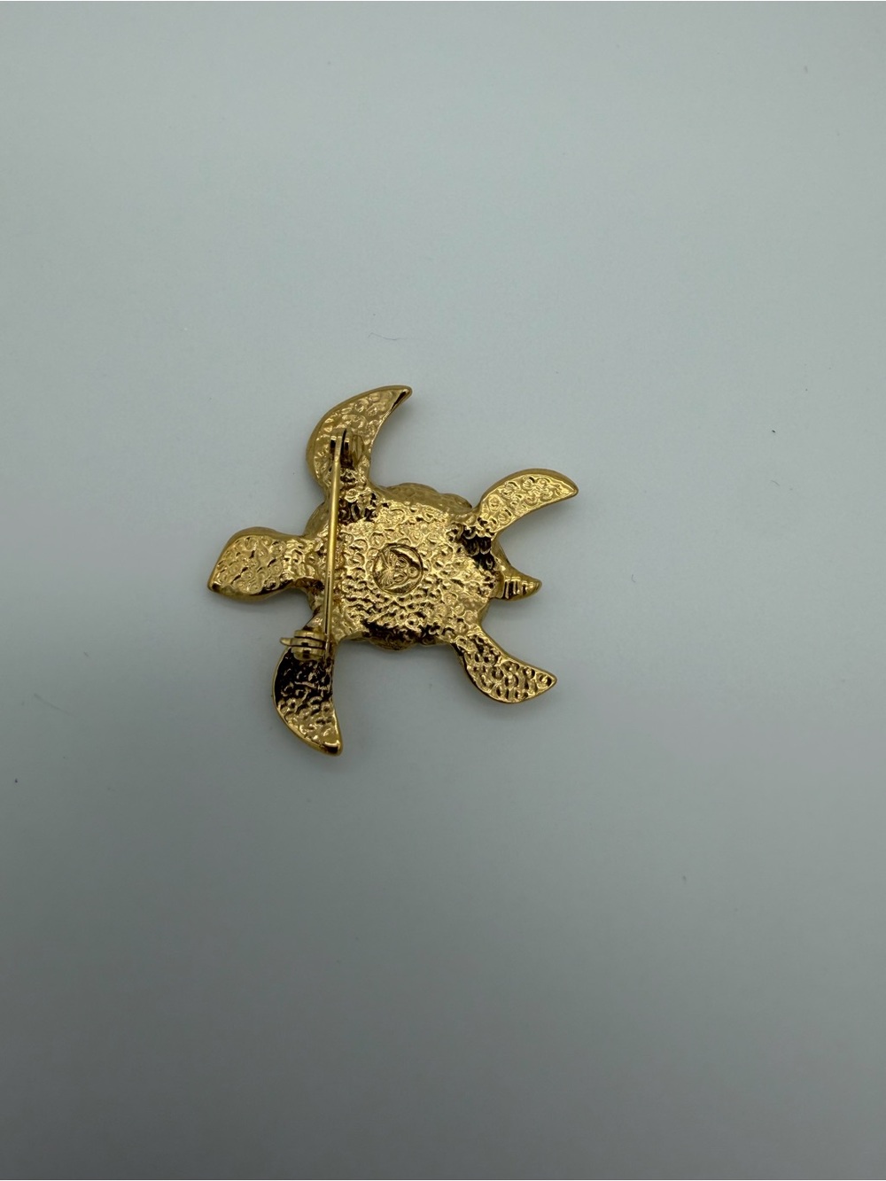 Turtle Pin with Abalone Shell Center - Picture 2 of 4